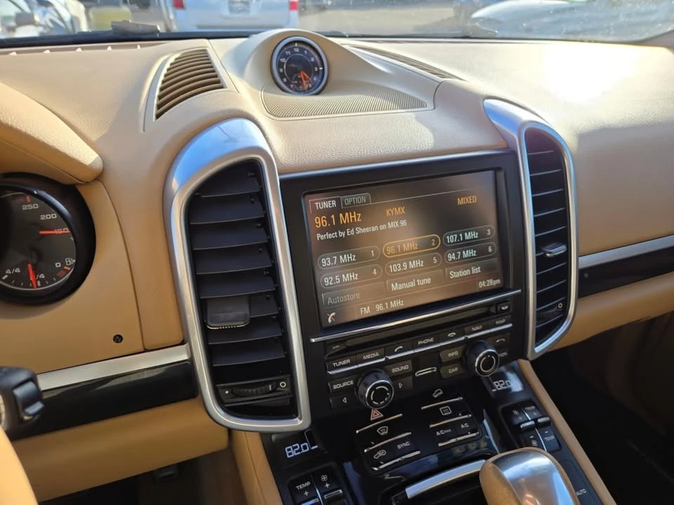2014 Porsche 958 Cayenne - Image 14 of 15