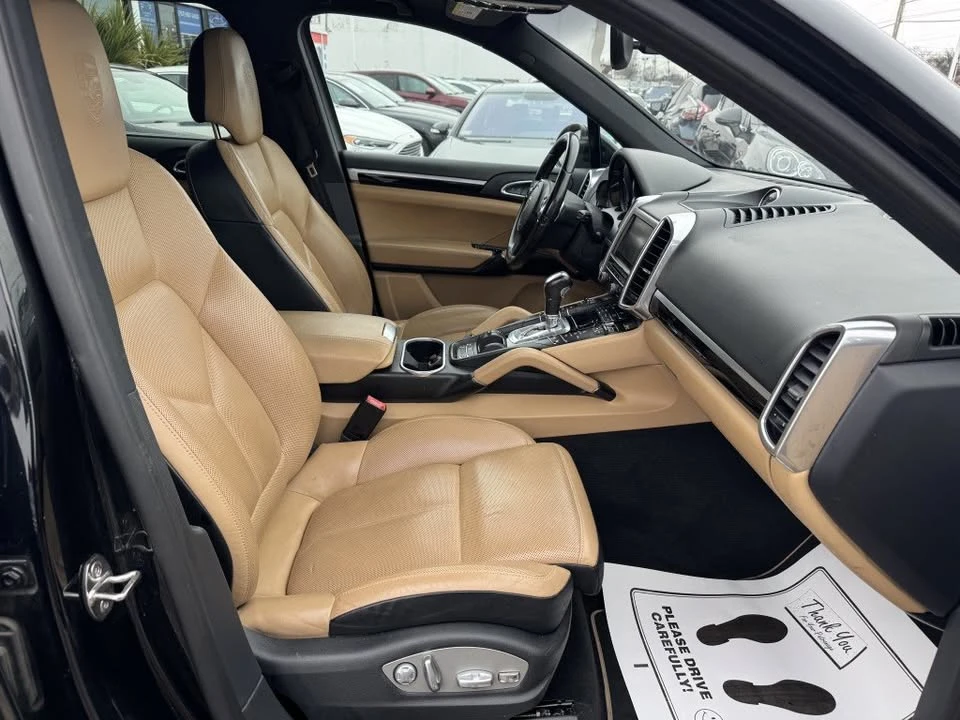 2014 Porsche 958 Cayenne - Image 14 of 20