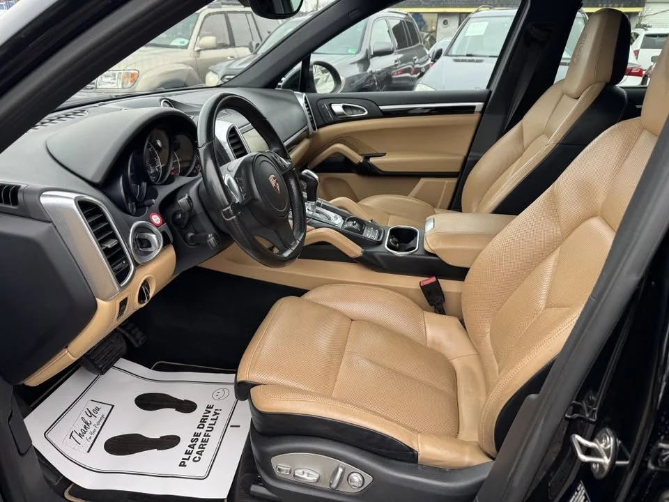 2014 Porsche 958 Cayenne - Image 9 of 20