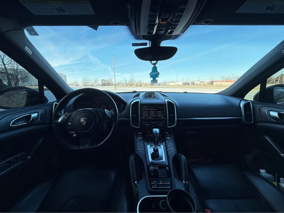 2014 Porsche 958 Cayenne - Image 13 of 16