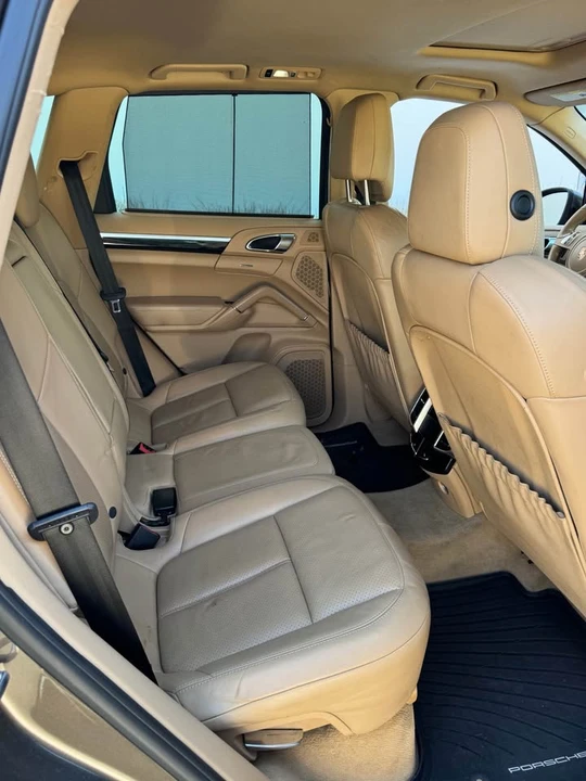 2014 Porsche 958 Cayenne - Image 7 of 8