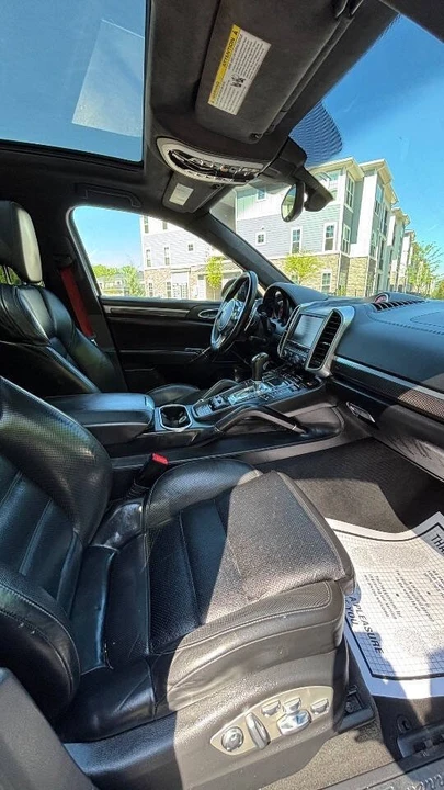 2014 Porsche 958 Cayenne - Image 11 of 19