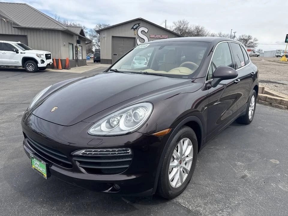 2014 Porsche 958 Cayenne - Image 2 of 16