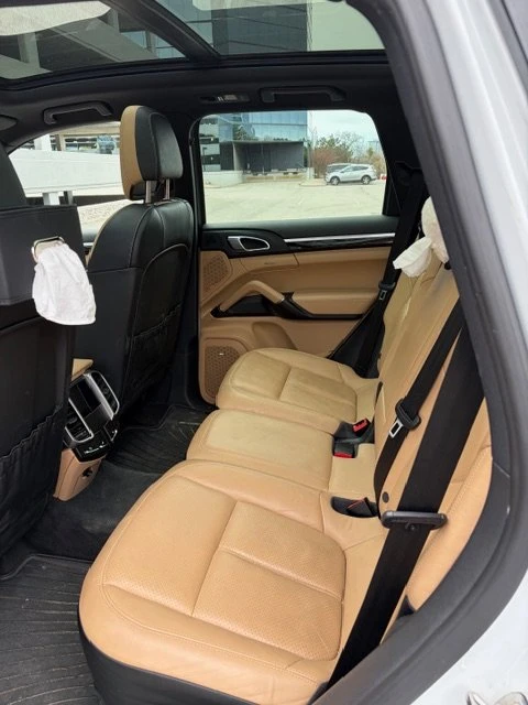 2014 Porsche 958 Cayenne - Image 8 of 10