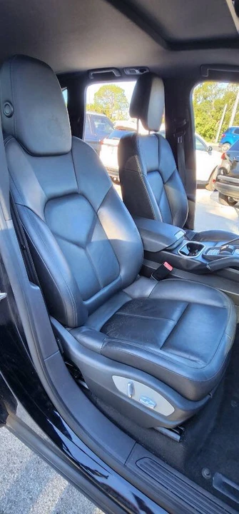 2014 Porsche 958 Cayenne - Image 9 of 20