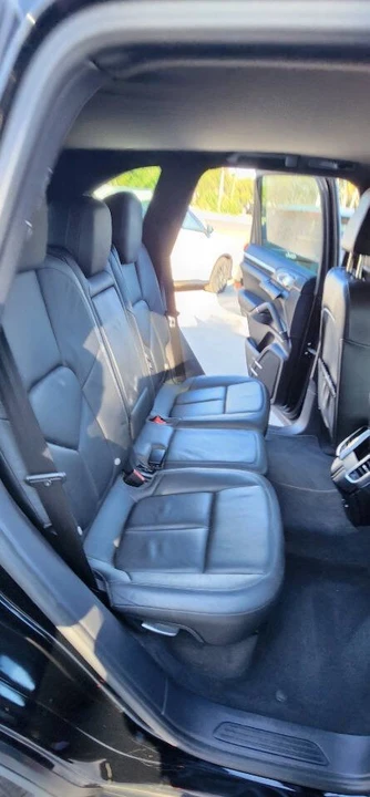 2014 Porsche 958 Cayenne - Image 8 of 20