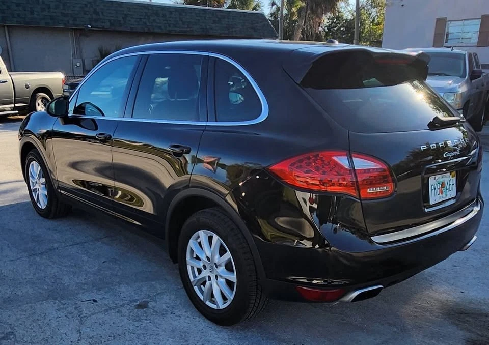 2014 Porsche 958 Cayenne - Image 4 of 20
