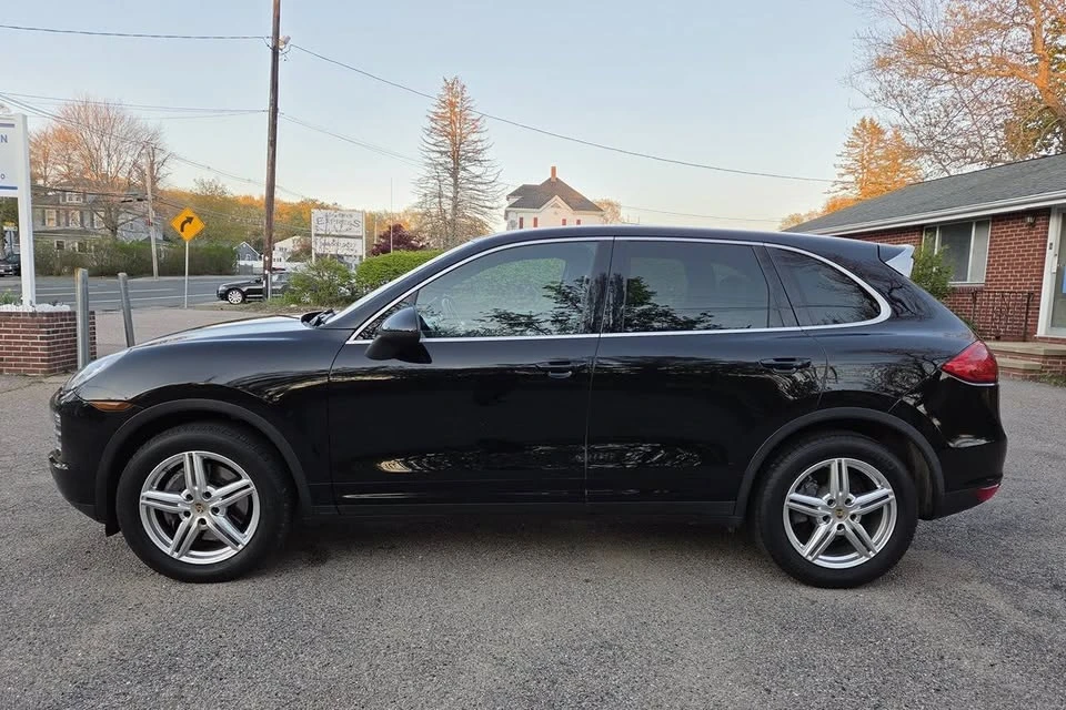 2014 Porsche 958 Cayenne - Image 2 of 20