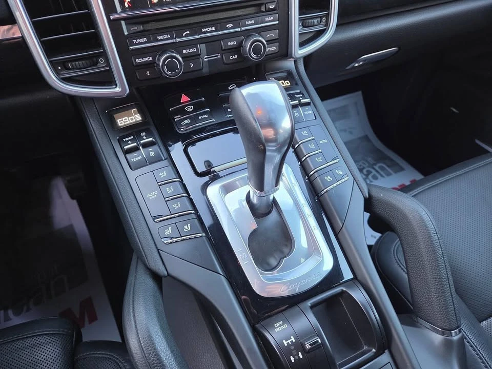 2014 Porsche 958 Cayenne - Image 19 of 20