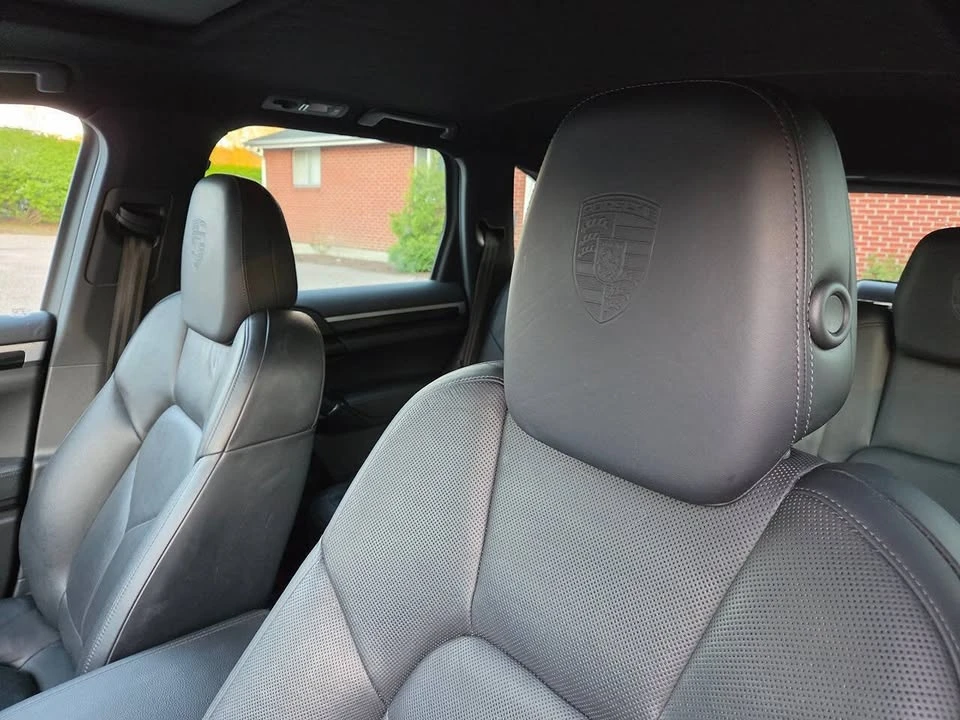 2014 Porsche 958 Cayenne - Image 13 of 20