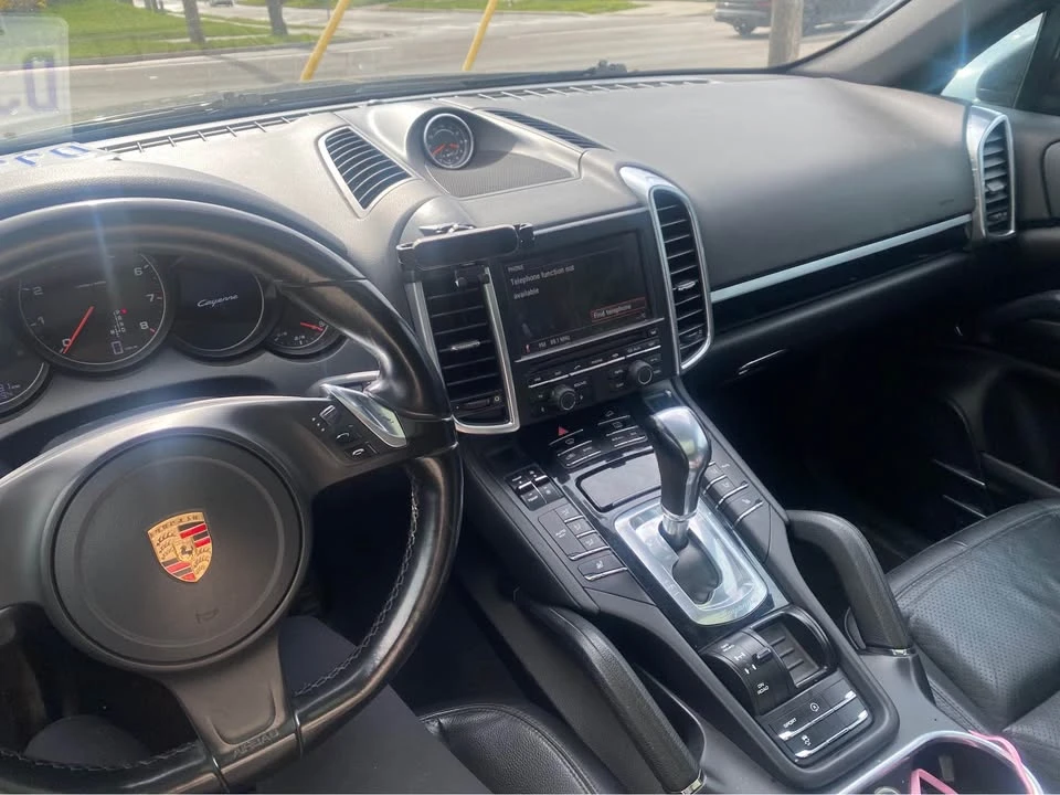 2014 Porsche 958 Cayenne - Image 2 of 6