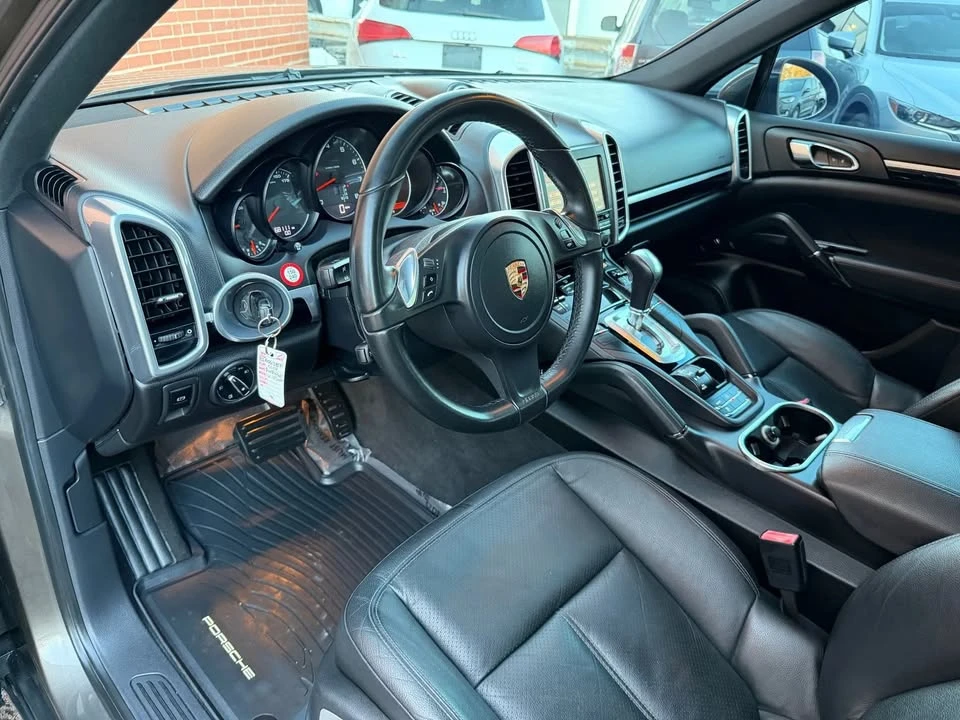 2014 Porsche 958 Cayenne - Image 14 of 20
