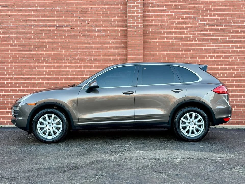 2014 Porsche 958 Cayenne - Image 8 of 20