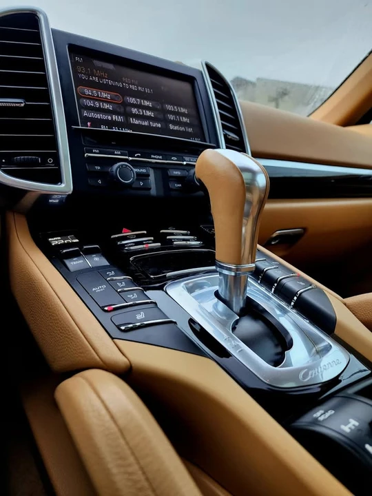2014 Porsche 958 Cayenne - Image 3 of 20
