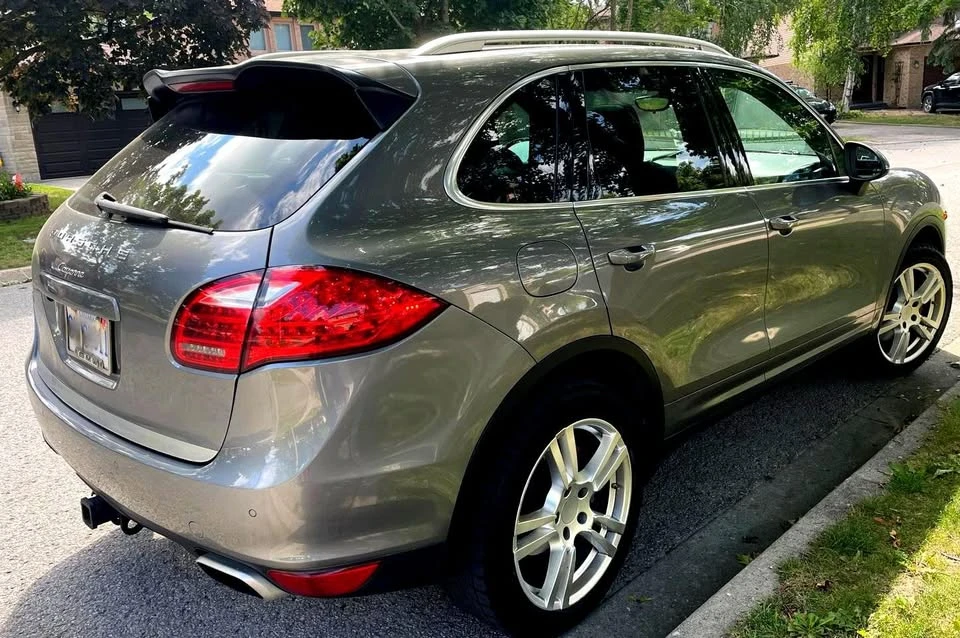 2014 Porsche 958 Cayenne - Image 3 of 16