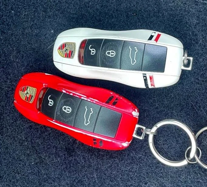 2014 Porsche 958 Cayenne - Image 13 of 16