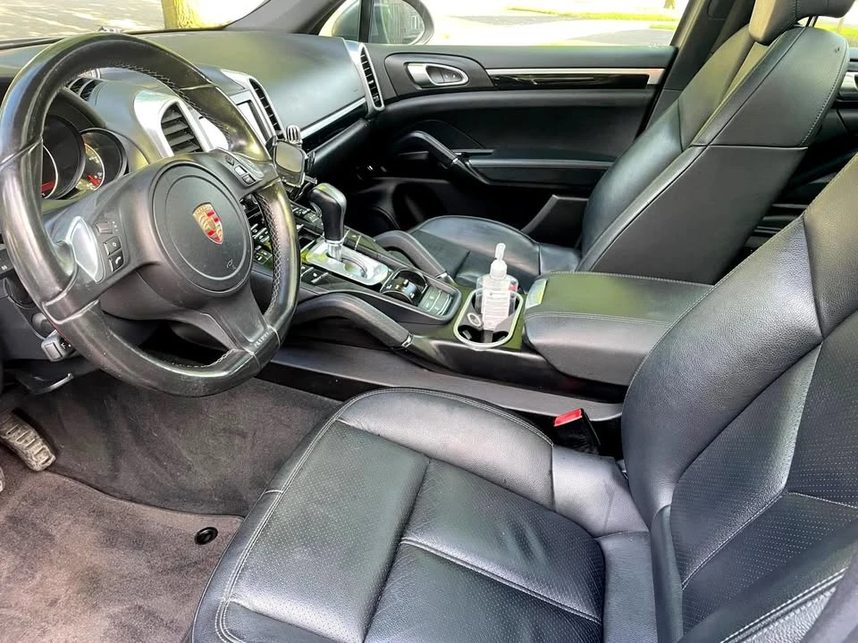 2014 Porsche 958 Cayenne - Image 5 of 16