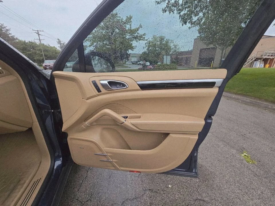 2014 Porsche 958 Cayenne - Image 12 of 20