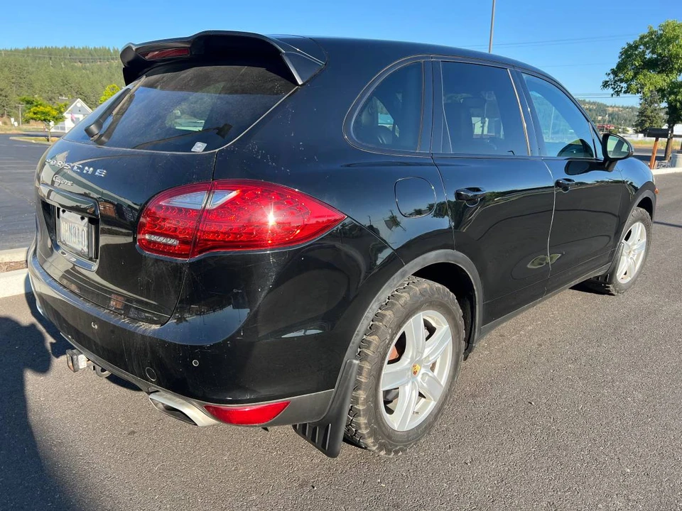 2014 Porsche 958 Cayenne - Image 5 of 10