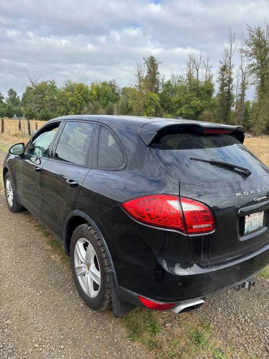 2014 Porsche 958 Cayenne - Image 7 of 9