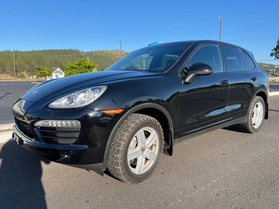 2014 Porsche 958 Cayenne - Image 4 of 10
