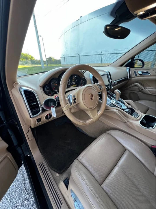 2014 Porsche 958 Cayenne - Image 10 of 15