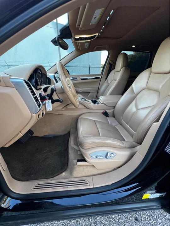 2014 Porsche 958 Cayenne - Image 12 of 15