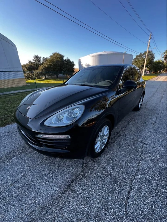 2014 Porsche 958 Cayenne - Image 9 of 15