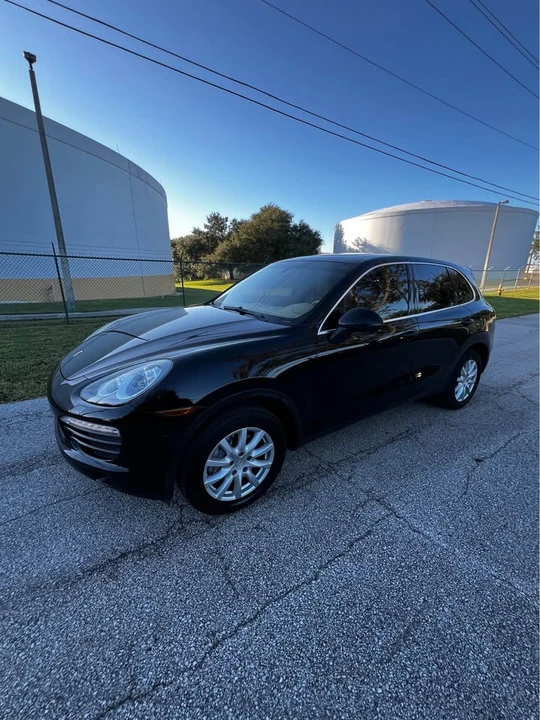 2014 Porsche 958 Cayenne - Image 8 of 15