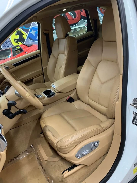 2014 Porsche 958 Cayenne Diesel - Image 10 of 15