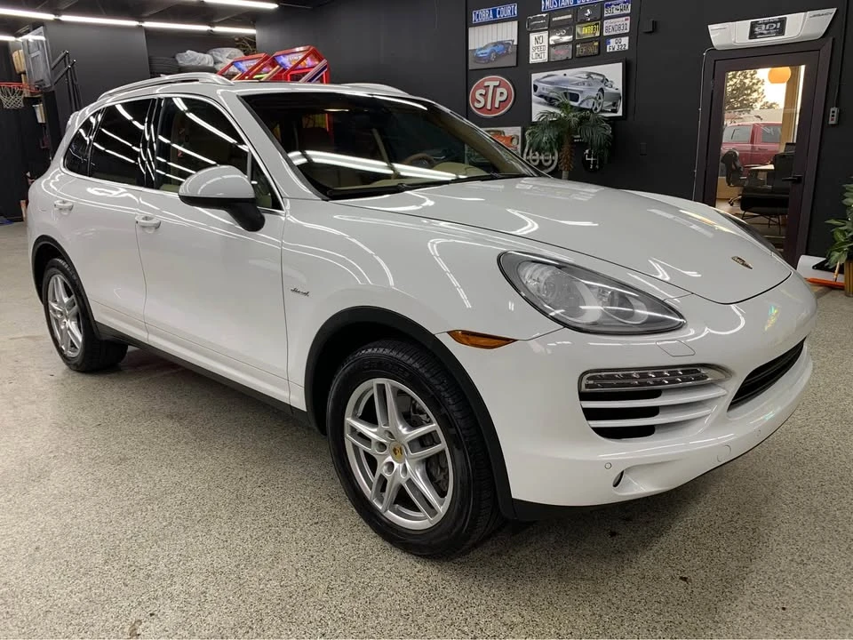2014 Porsche 958 Cayenne Diesel - Image 2 of 15