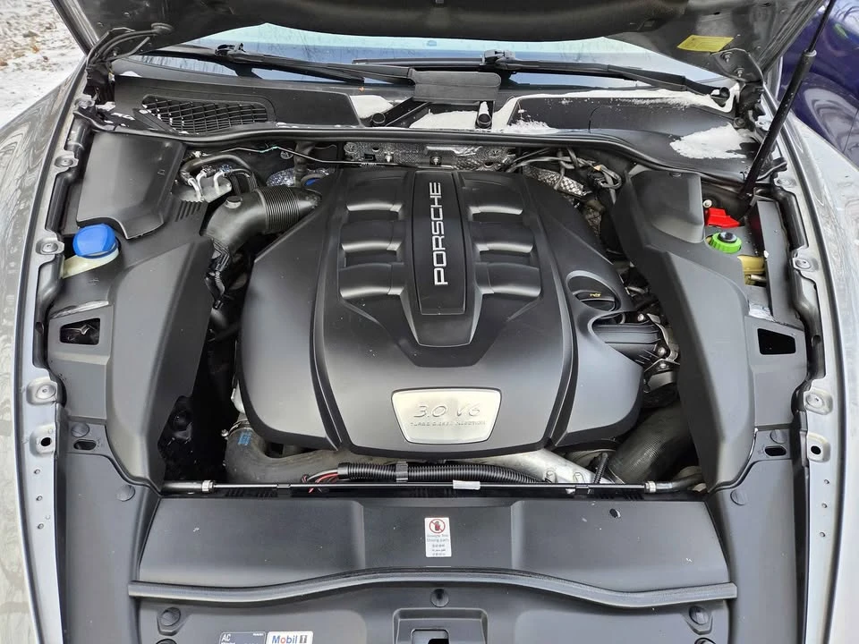 2014 Porsche 958 Cayenne Diesel - Image 12 of 13