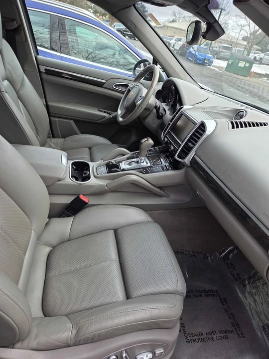 2014 Porsche 958 Cayenne Diesel - Image 6 of 13