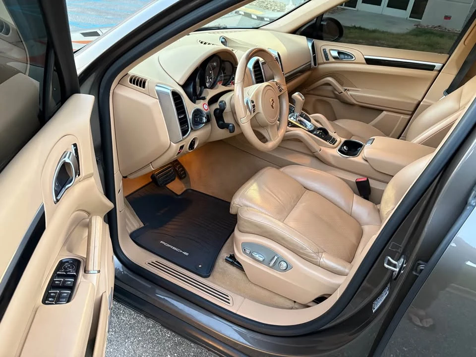 2014 Porsche 958 Cayenne Diesel - Image 8 of 11