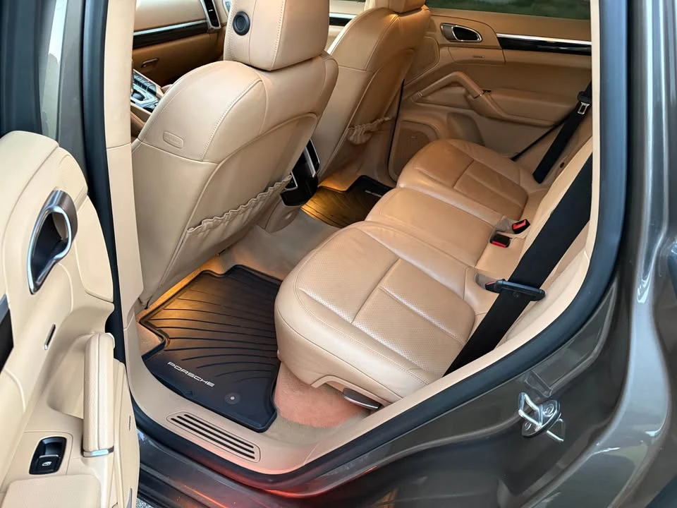 2014 Porsche 958 Cayenne Diesel - Image 9 of 11