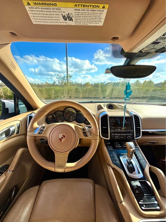 2014 Porsche 958 Cayenne Diesel - Image 3 of 9