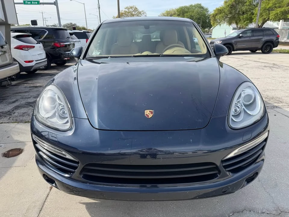 2014 Porsche 958 Cayenne Diesel - Image 2 of 10