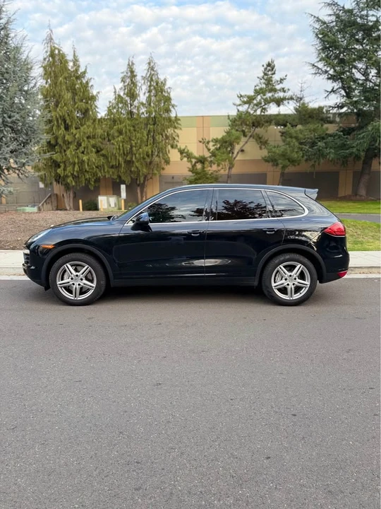 2014 Porsche 958 Cayenne - Image 8 of 14