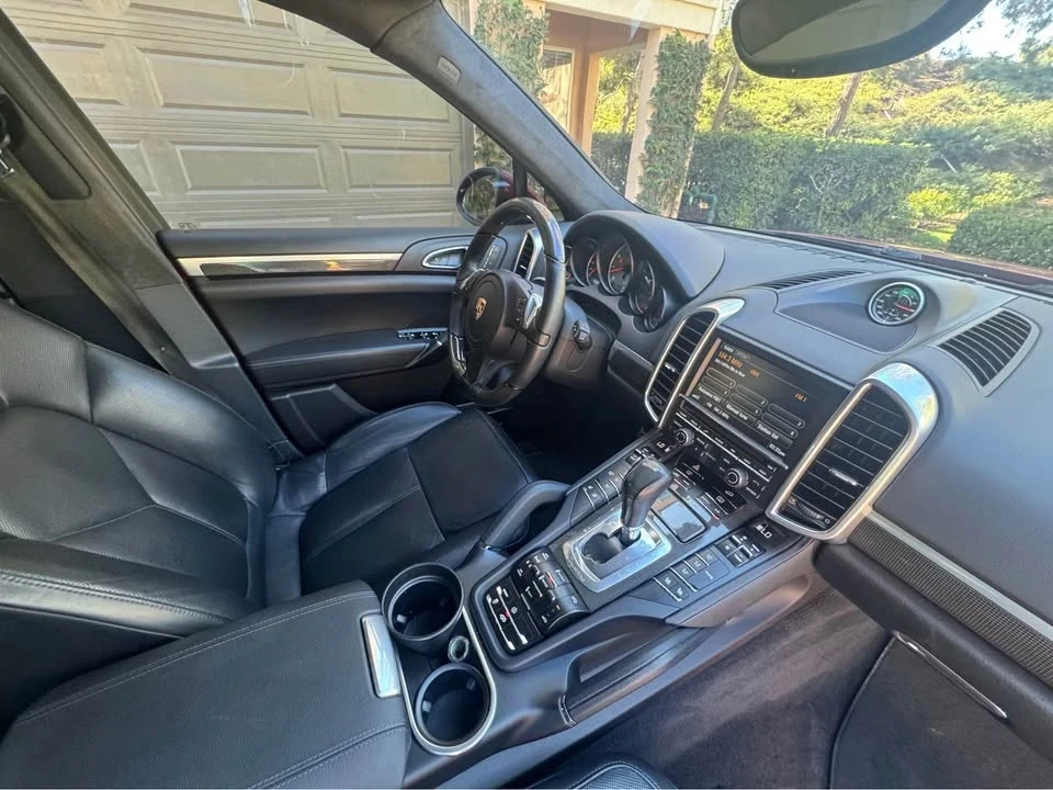 2014 Porsche 958 Cayenne GTS - Image 16 of 20