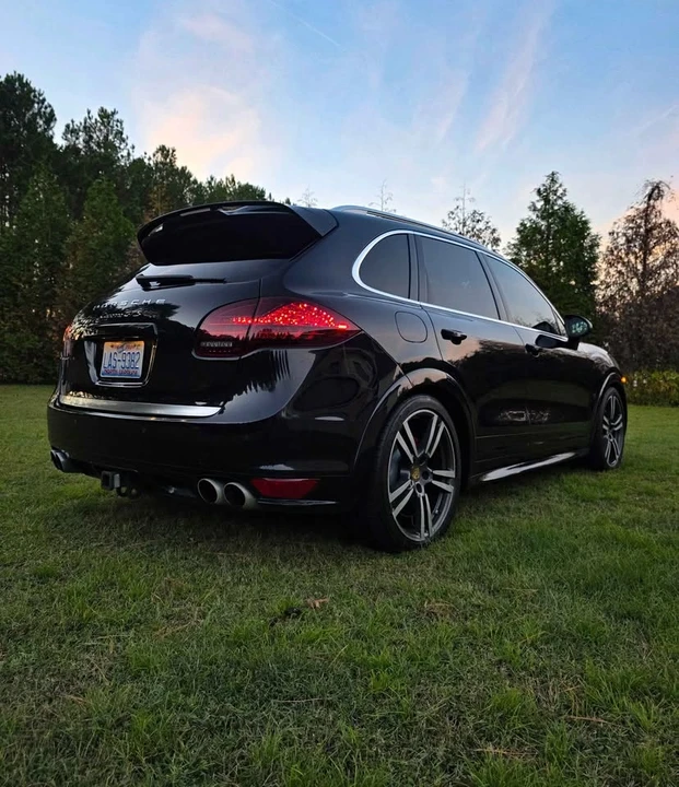 2014 Porsche 958 Cayenne GTS - Image 2 of 11