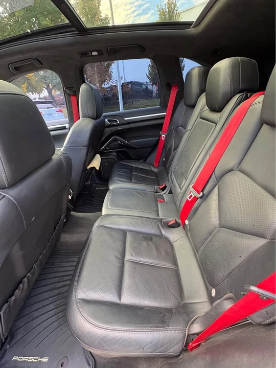 2014 Porsche 958 Cayenne GTS - Image 10 of 18
