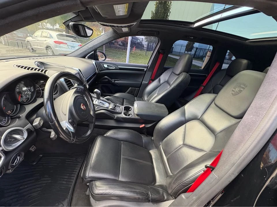 2014 Porsche 958 Cayenne GTS - Image 8 of 18