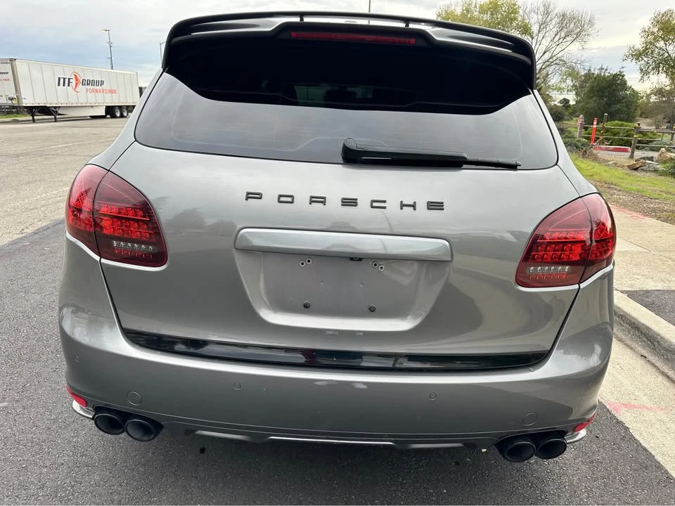 2014 Porsche 958 Cayenne GTS - Image 4 of 10