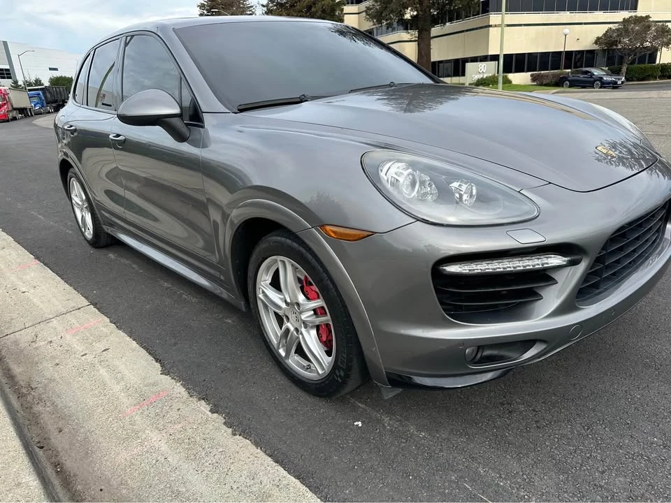 2014 Porsche 958 Cayenne GTS - Image 3 of 10