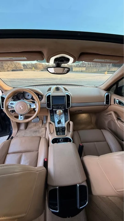 2014 Porsche 958 Cayenne GTS - Image 11 of 16