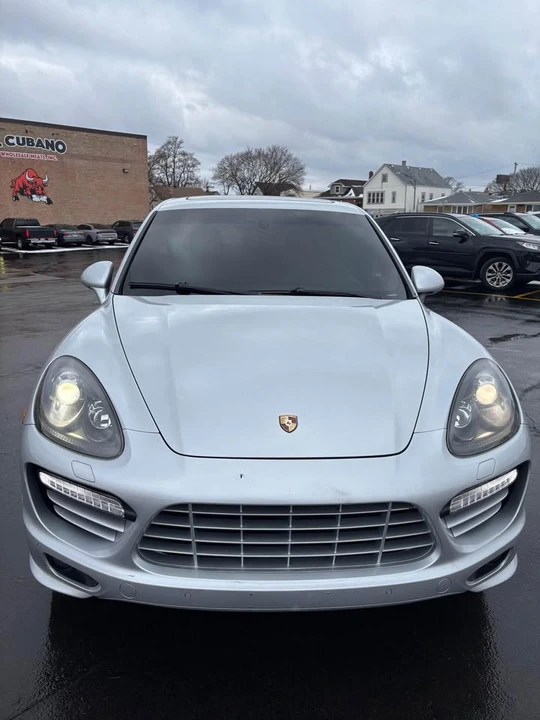 2014 Porsche 958 Cayenne GTS - Image 7 of 19