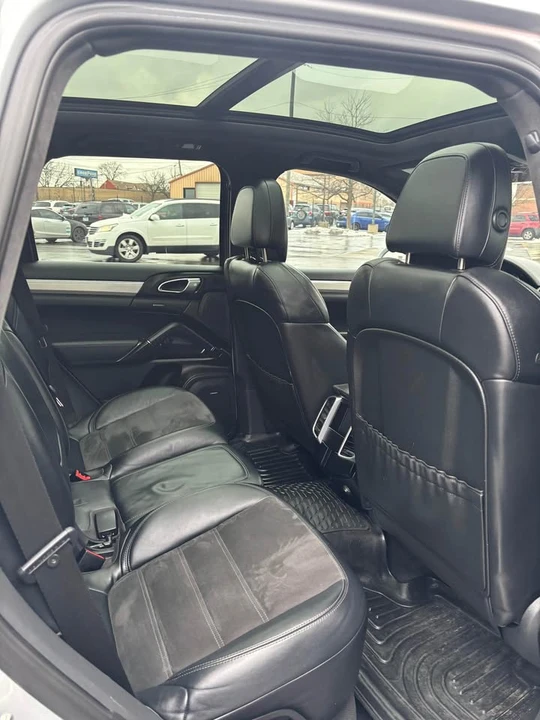 2014 Porsche 958 Cayenne GTS - Image 11 of 19