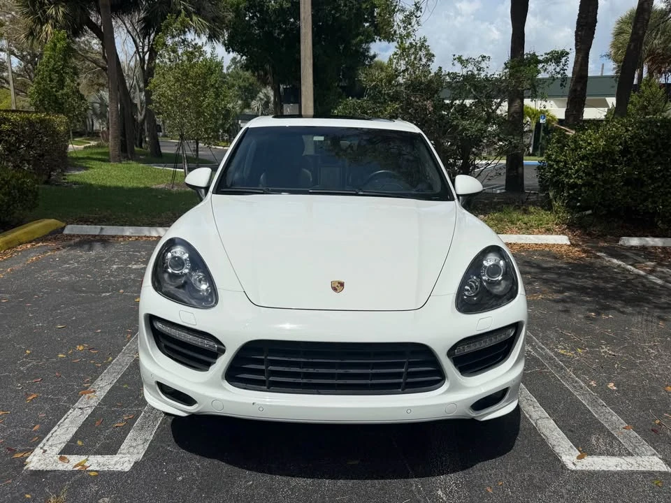 2014 Porsche 958 Cayenne GTS - Image 7 of 20