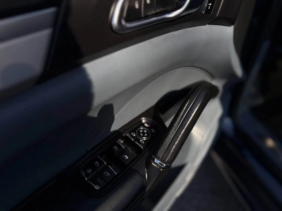 2014 Porsche 958 Cayenne GTS - Image 15 of 20