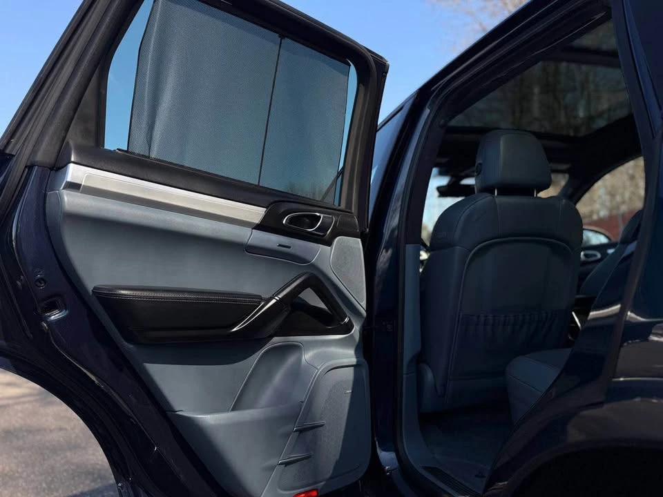 2014 Porsche 958 Cayenne GTS - Image 11 of 20